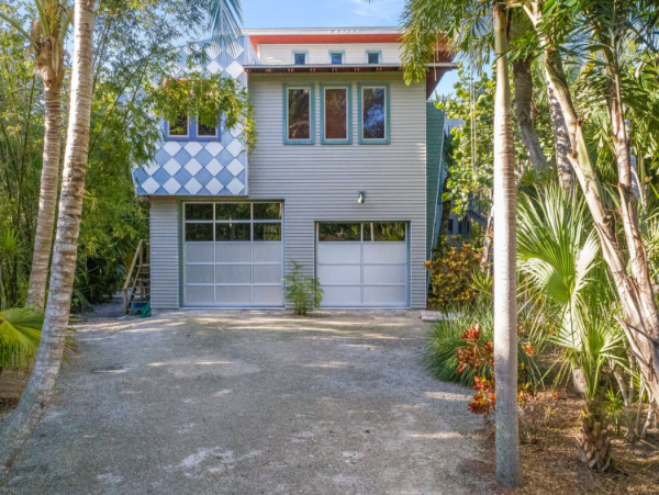 Custom Design 3 Bedroom Plus Den on Sanibel Island