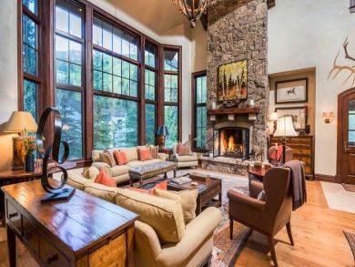 Avon Luxury Vacation Accommodation Ski in Ski out