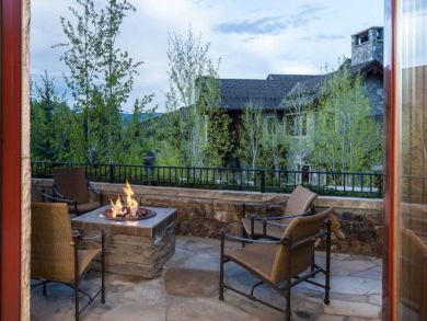 Avon Luxury Vacation Accommodation Ski in Ski out
