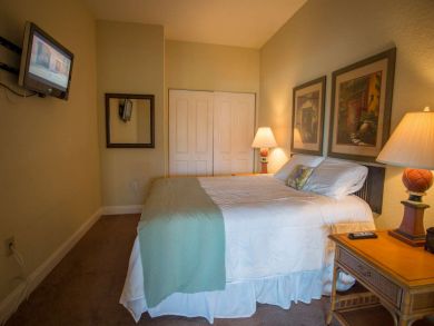 Treasure Island Condo 931711