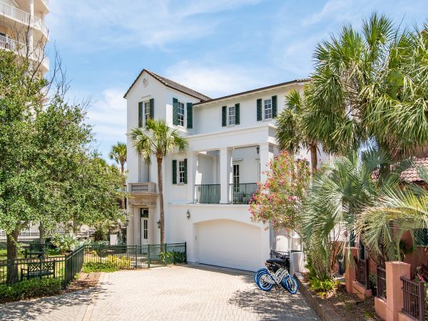 The Ultimate Luxury Five Bedroom Retreat in Miramar Beach