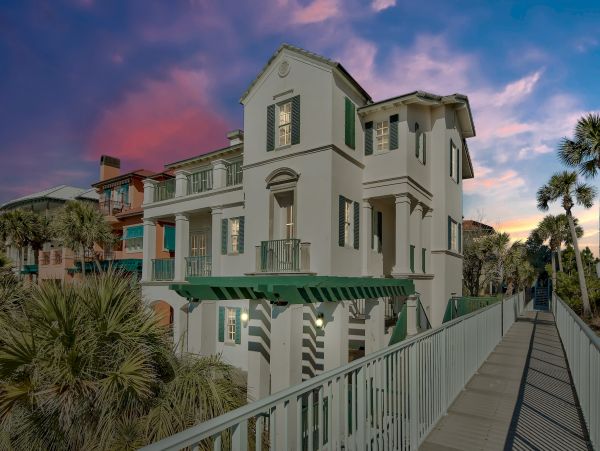 The Ultimate Luxury Five Bedroom Retreat in Miramar Beach