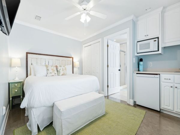 Seagrove Beach Lake & Gulf View Five Bedroom Vacation Home