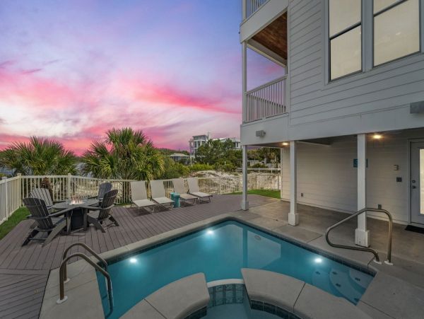 Seagrove Beach Lake & Gulf View Five Bedroom Vacation Home