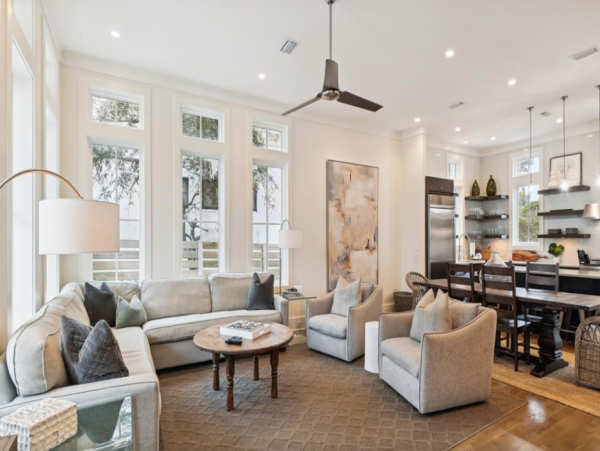 Gorgeous 5 Bedroom Rental with Carriage House
