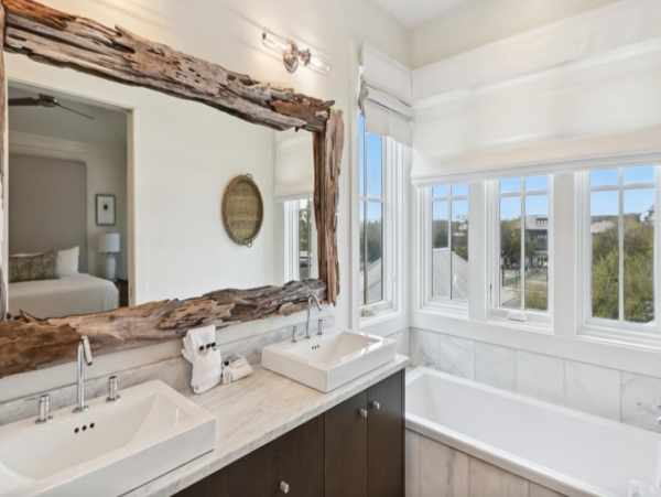 Gorgeous 5 Bedroom Rental with Carriage House