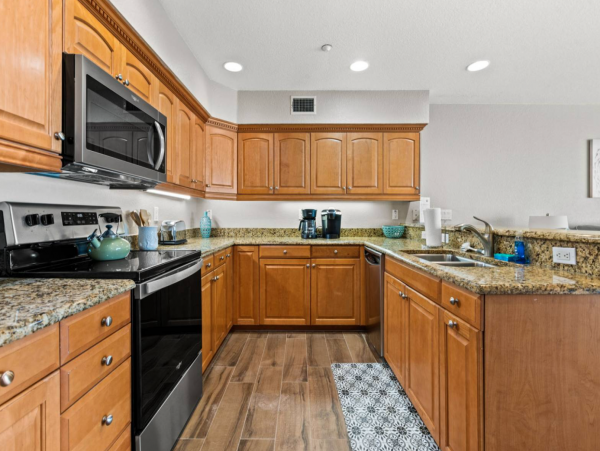 Beachfront Vacation Condo in Indian Rocks Sleeps Six