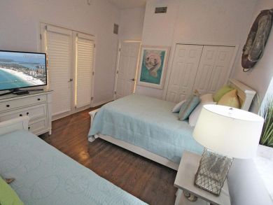 Clearwater Condo 931827