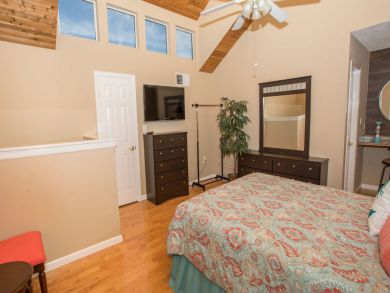 Destin Vacation Rental Condo Four Bedrooms
