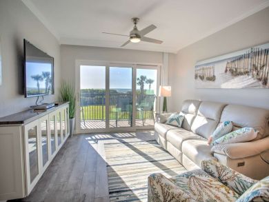 Treasure Island Condo 931854