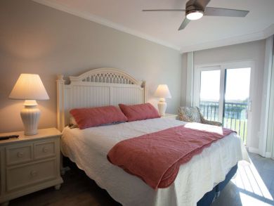 Treasure Island Condo 931854
