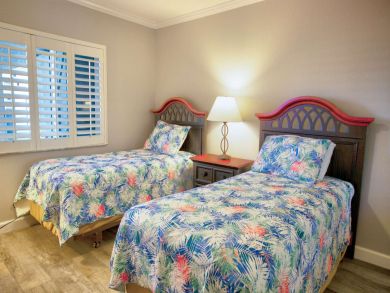 Treasure Island Condo 931854