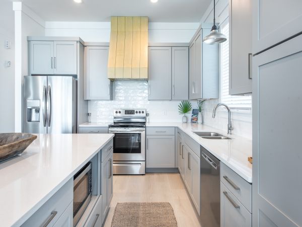 Oceanfront Vacation Home in Panama City Sleeps 20 Guests