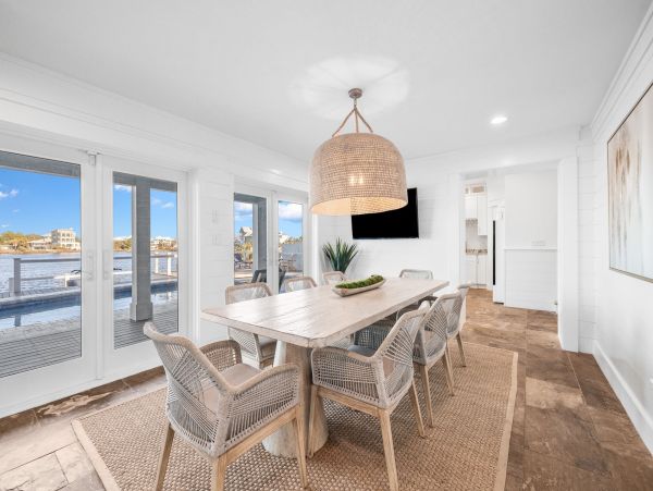 Walk to Beach 7BDR Lakefront Vacation Residence in Seagrove Beach - additional view, photo 4