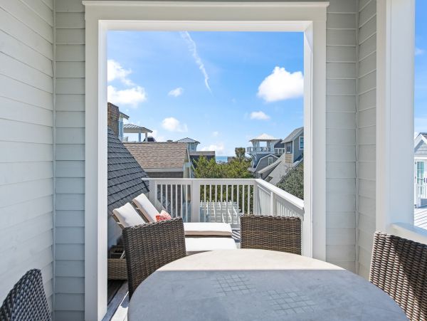 Stunning Vacation Rental with 6 Bedrooms