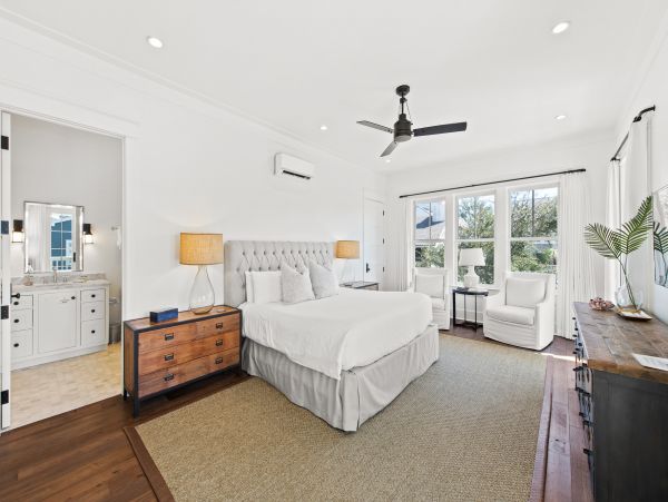 Stunning Vacation Rental with 6 Bedrooms
