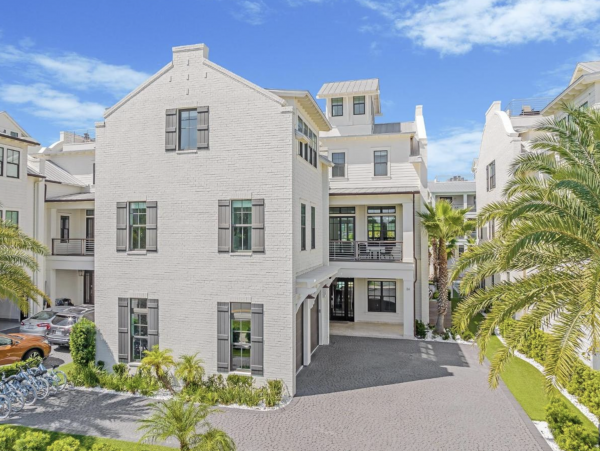 Walk to Beach 9 Bedroom Home in Destin Sleeps 30 Guests