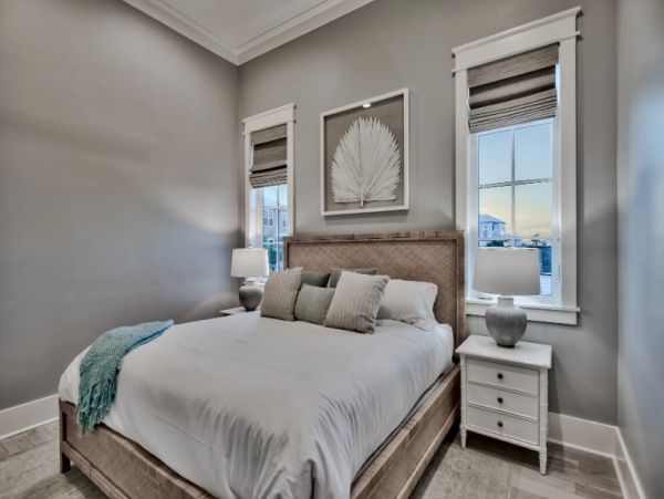 Rosemary Beach Home with Eight Bedroom and Balcony