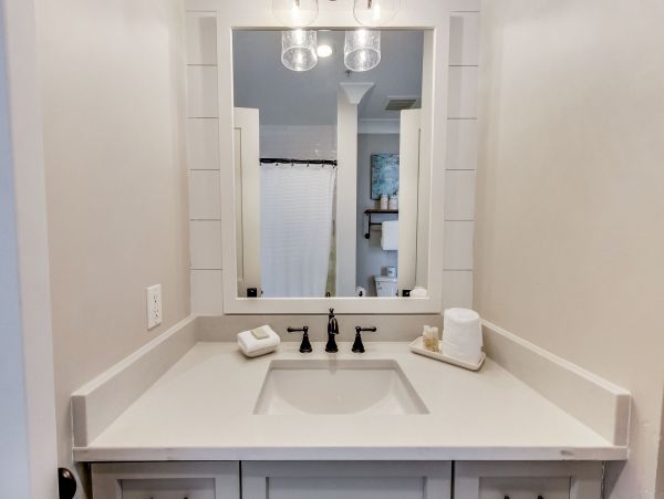 Luxurious Beachfront 4-Bedroom Condo with Gulf Views - Perfect Family Getaway