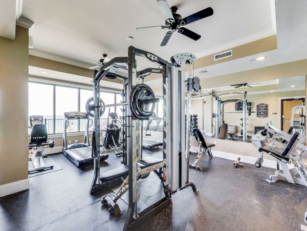 Luxurious Beachfront 4-Bedroom Condo with Gulf Views - Perfect Family Getaway