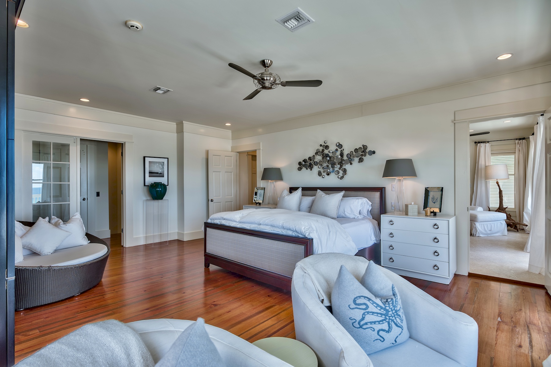 Gulf-Front Luxury Retreat in Blue Mountain Beach: Stunning Views, Private Pool, & Ideal Location