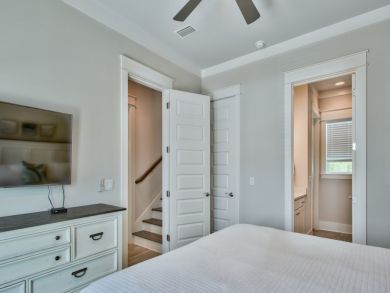 Stunning Miramar Beach 4 Bedroom Vacation Home Sleeps 12