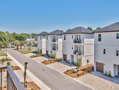 Stunning Miramar Beach 4 Bedroom Vacation Home Sleeps 12