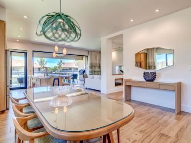 Beachfront Three Bedroom Vacation Condo in Kaanapali Beachfront Three Bedroom Vacation Condo in Kaanapali