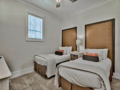 Amazing Grayton Beach Six Bedroom Vacation Home