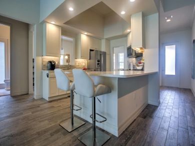 Naples Three Bedroom Walk to Beach Rental Home