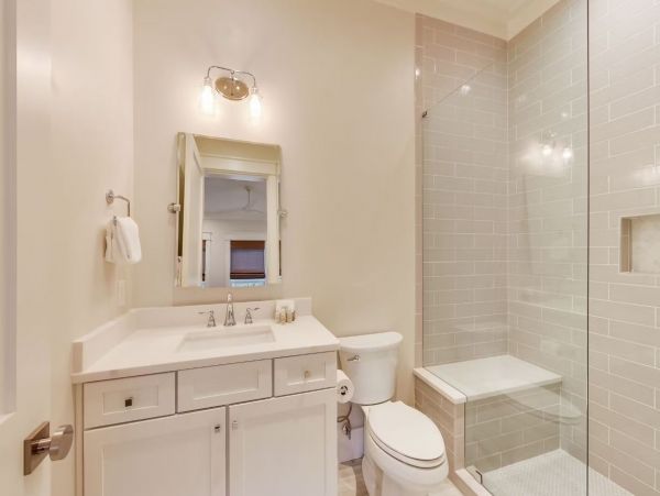 Spacious 3 Story Vacation Rental in Seagrove, Walk to Beach