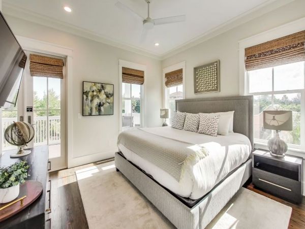 Spacious 3 Story Vacation Rental in Seagrove, Walk to Beach