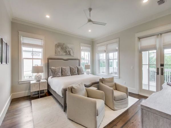 Spacious 3 Story Vacation Rental in Seagrove, Walk to Beach