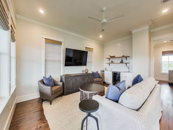 Spacious 3 Story Vacation Rental in Seagrove, Walk to Beach