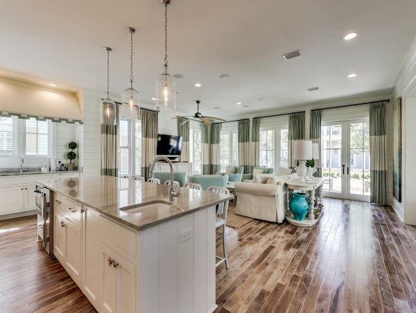 Elegant Vacation Rental with 6 Bedrooms in Santa Rosa Beach