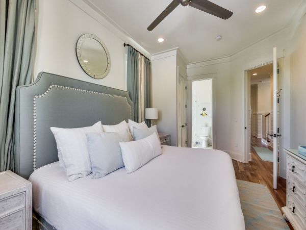 Elegant Vacation Rental with 6 Bedrooms in Santa Rosa Beach