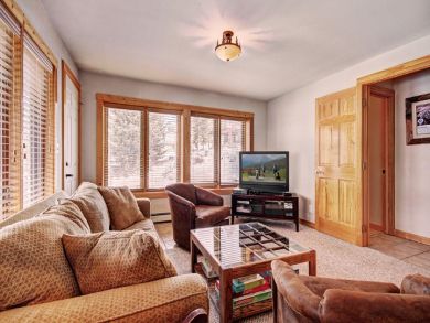 Breckenridge Mountain View Five Bedroom Vacation Home