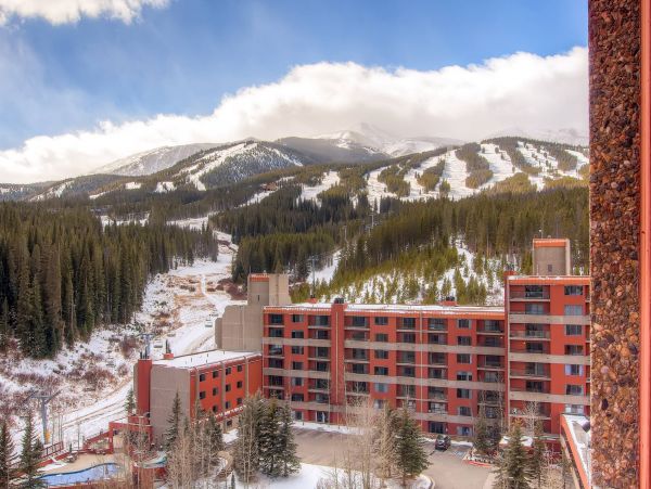 Ski in/Ski out Breckenridge Vacation Condo Sleeps 16 Guests