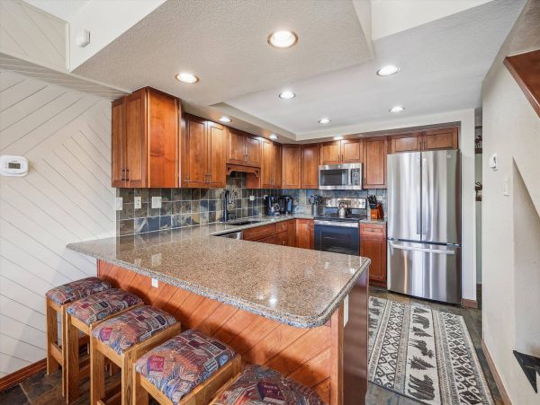 Ski in/Ski out Breckenridge Vacation Condo Sleeps 16 Guests