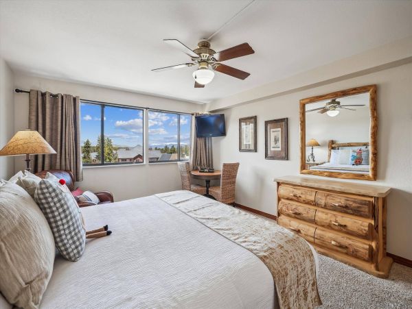 Ski in/Ski out Breckenridge Vacation Condo Sleeps 16 Guests