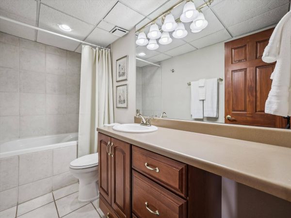 Ski in/Ski out Breckenridge Vacation Condo Sleeps 16 Guests