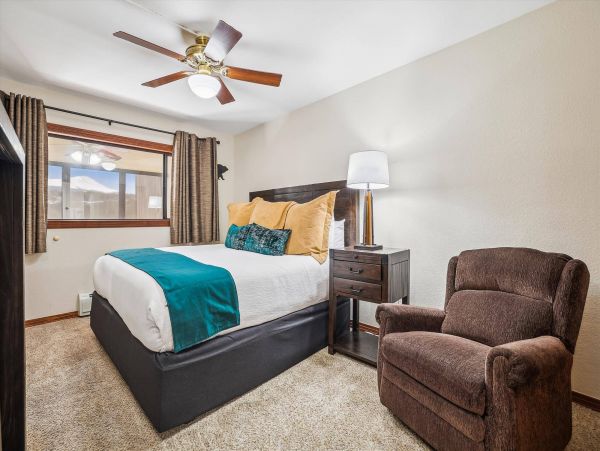 Ski in/Ski out Breckenridge Vacation Condo Sleeps 16 Guests