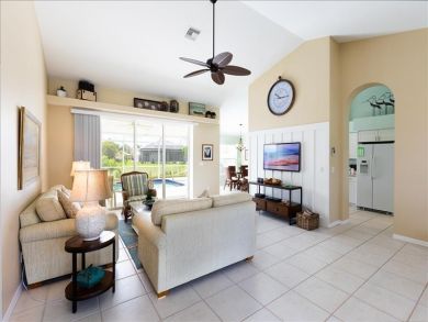 Marco Island Pool Vacation Home Walk to Beach! Marco Island Pool Vacation Home Walk to Beach!