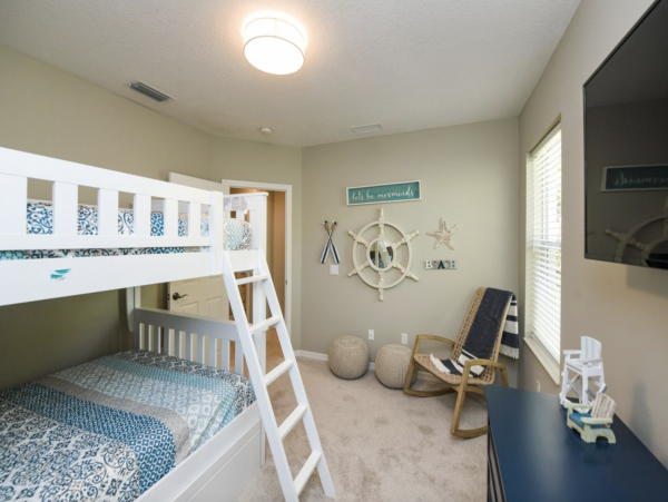 Charming Three Bedroom Home Sleeps 8 Guests in Lido Key