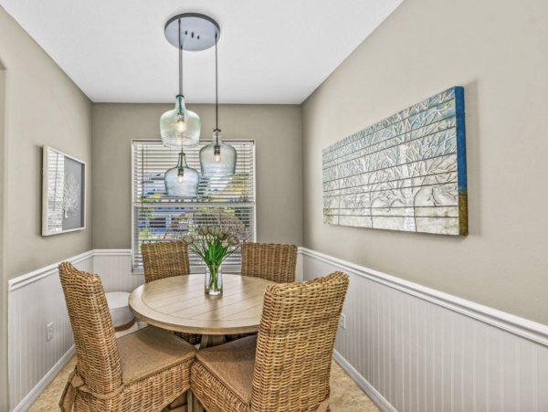 Charming Three Bedroom Home Sleeps 8 Guests in Lido Key