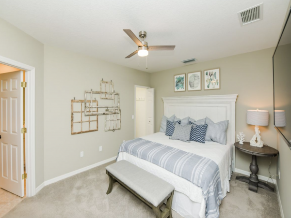 Charming Three Bedroom Home Sleeps 8 Guests in Lido Key
