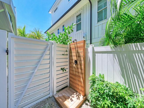 Breathtaking Bradenton Beach Luxury Pool Home Walk To Beach
