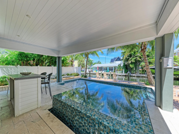 Breathtaking Bradenton Beach Luxury Pool Home Walk To Beach
