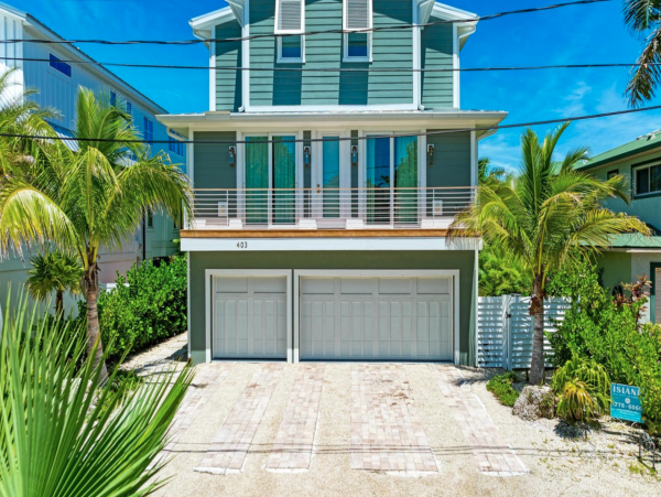 Breathtaking Bradenton Beach Luxury Pool Home Walk To Beach
