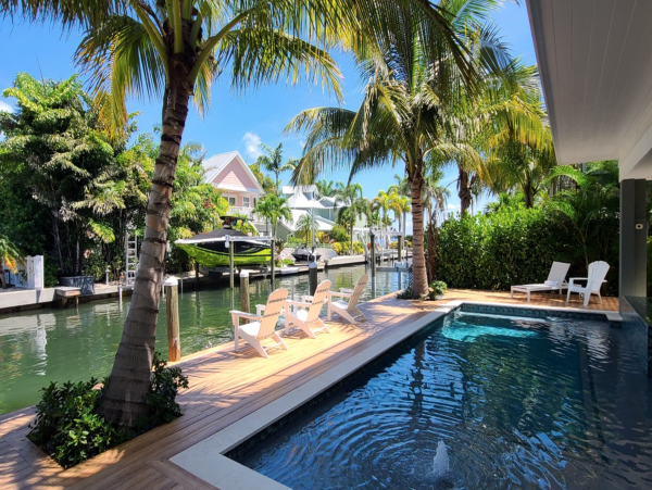 Breathtaking Bradenton Beach Luxury Pool Home Walk To Beach